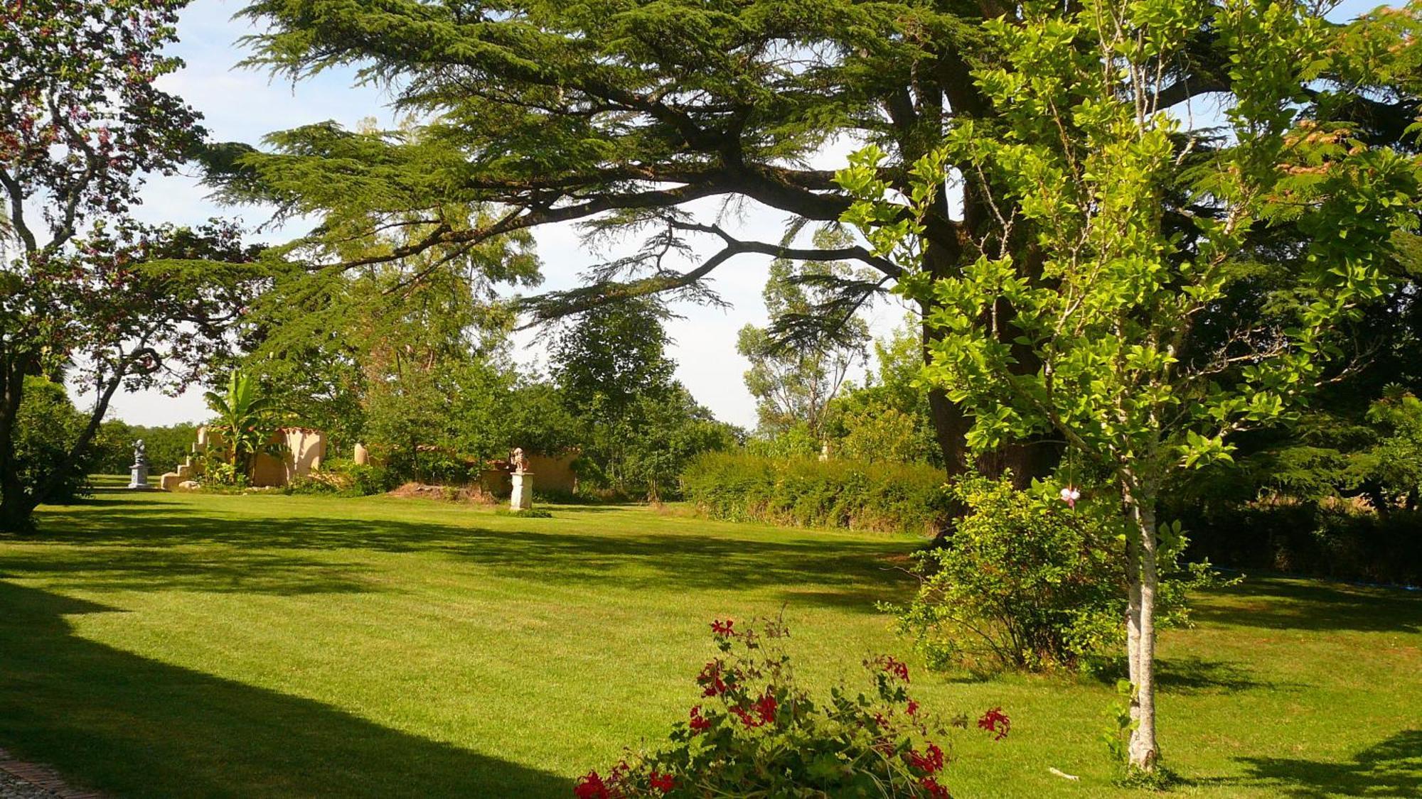 Chartreuse De Dane Bed & Breakfast Saint-Jean-Poutge Bagian luar foto